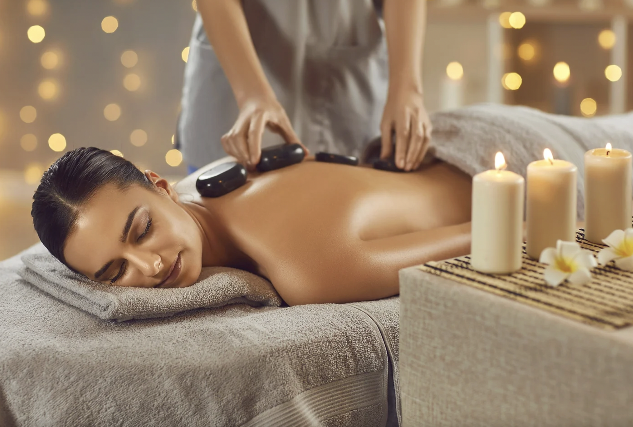 Hot stone massage in Innisfil at MyoDynamic Health for relaxation and heat-based muscle relief