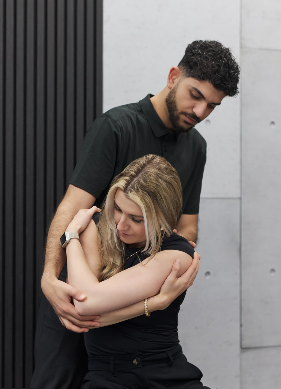 Manual therapy and joint mobilization in Barrie at MyoDynamic Health physiotherapy clinic